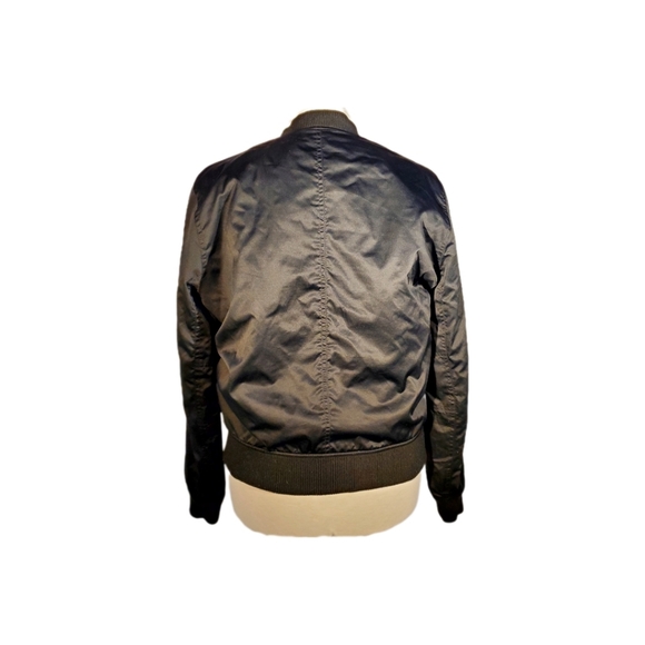 American Eagle Outfitters Embroided Black Satin Light Jacket Size Large - Picture 2 of 7